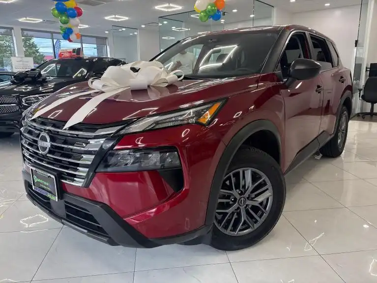 2024 Nissan Rogue S AWD's photo