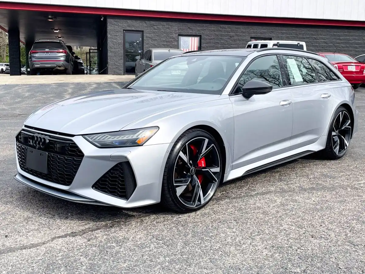 2021 Audi RS 6 Avant Base's photo