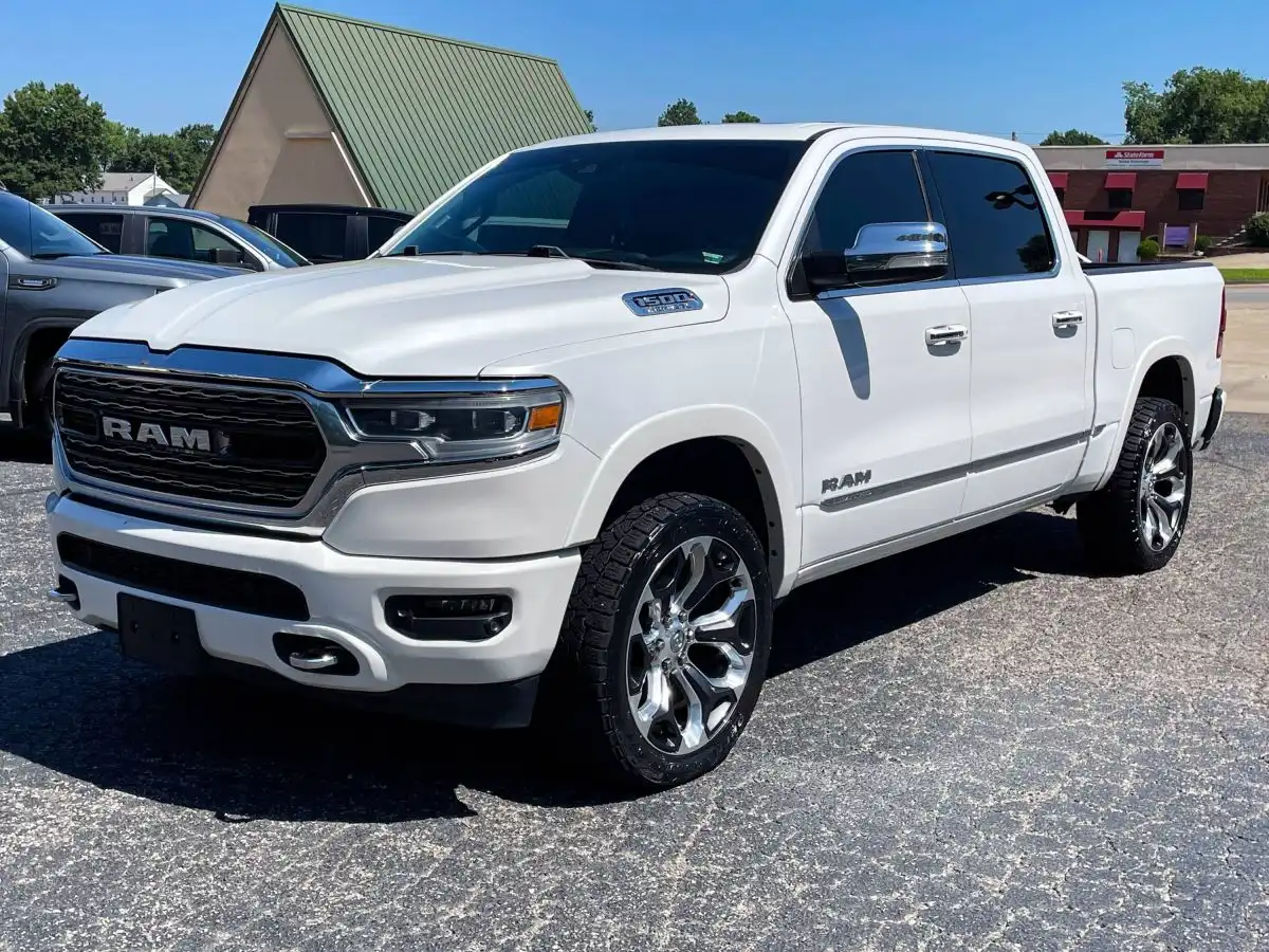 2019 RAM 1500 Limited 4x4 Crew Cab 5'7's photo