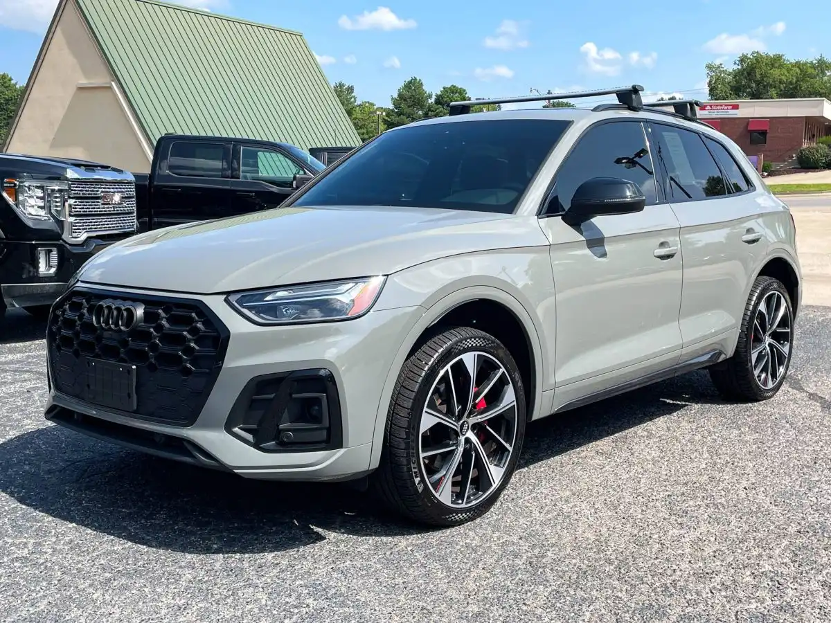 2021 Audi SQ5 Premium Plus's photo