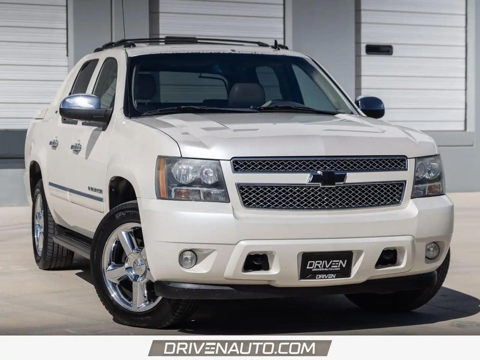 2011 Chevrolet Avalanche LTZ 4WD's photo