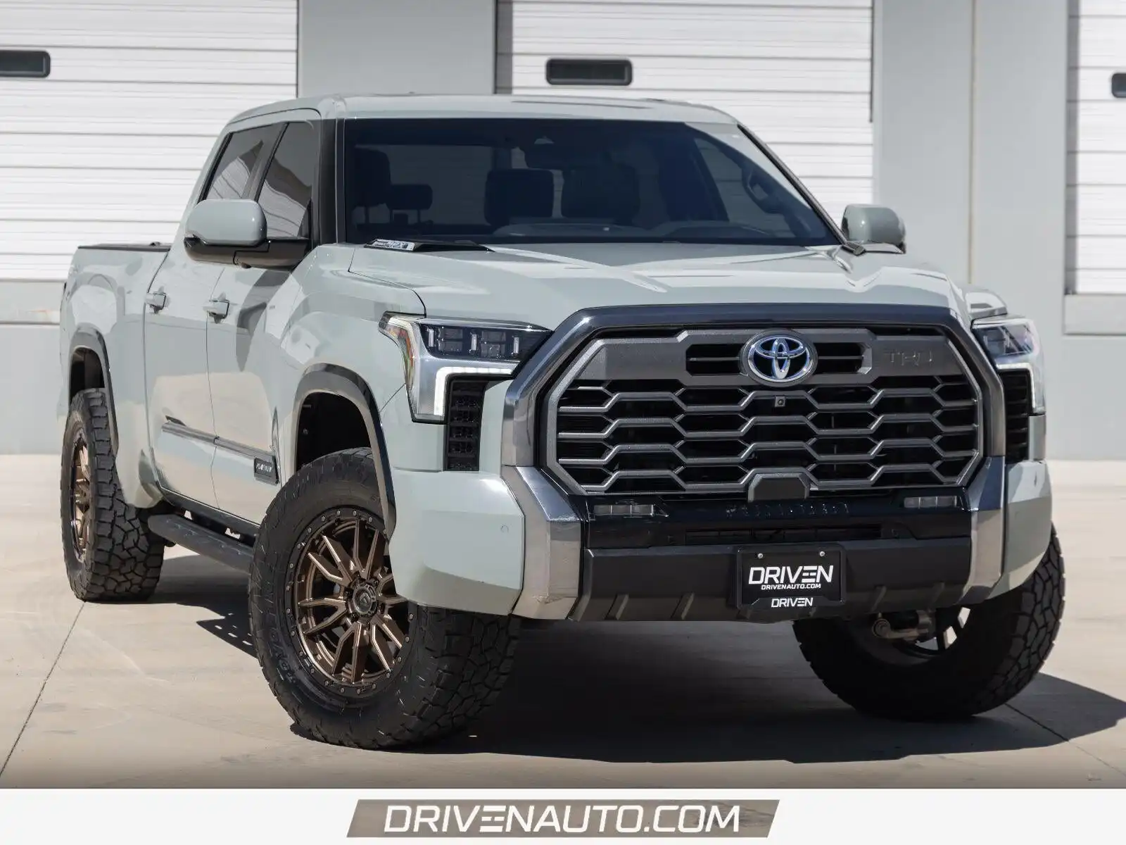 2024 Toyota Tundra Platinum Hybrid 4WD CrewMax 6.5' Bed's photo