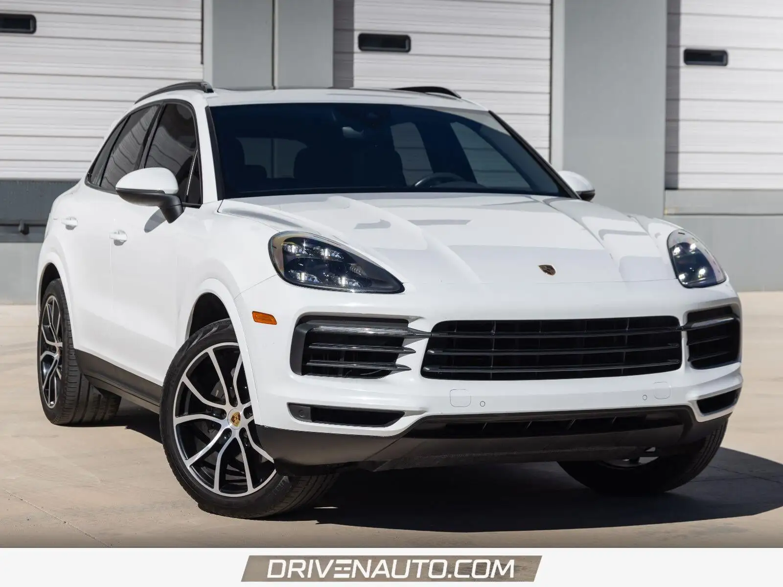 2020 Porsche Cayenne Base photo 1