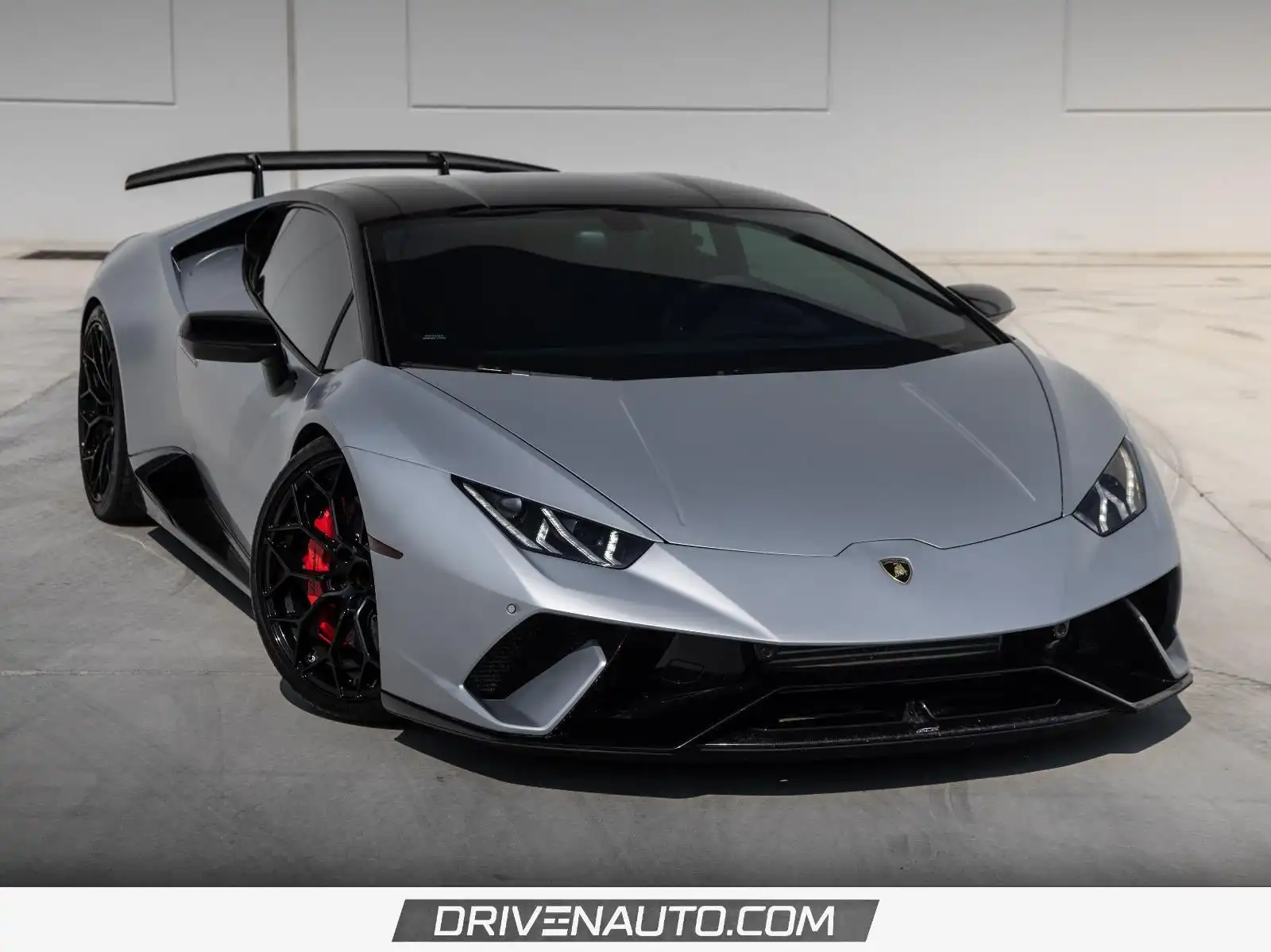 2018 Lamborghini Huracan LP640-4 Performante's photo