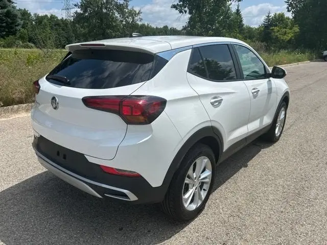 2023 Buick Encore GX Preferred AWD photo 3