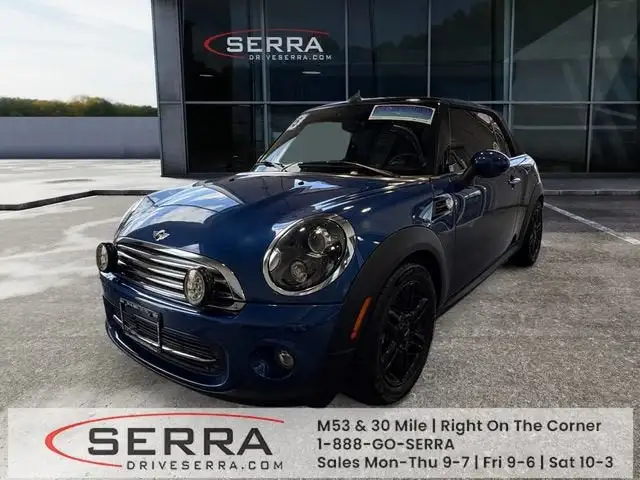 2015 MINI Cooper Base's photo