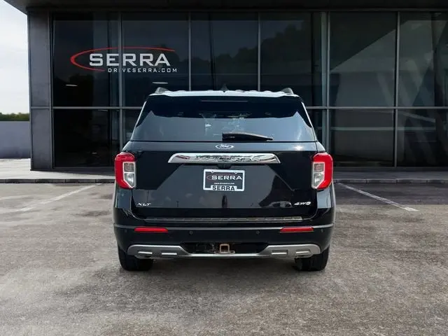 2021 Ford Explorer XLT 4WD photo 4