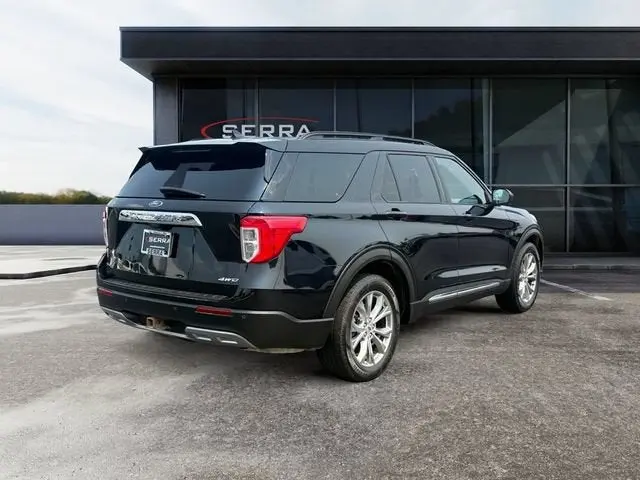 2021 Ford Explorer XLT 4WD photo 5