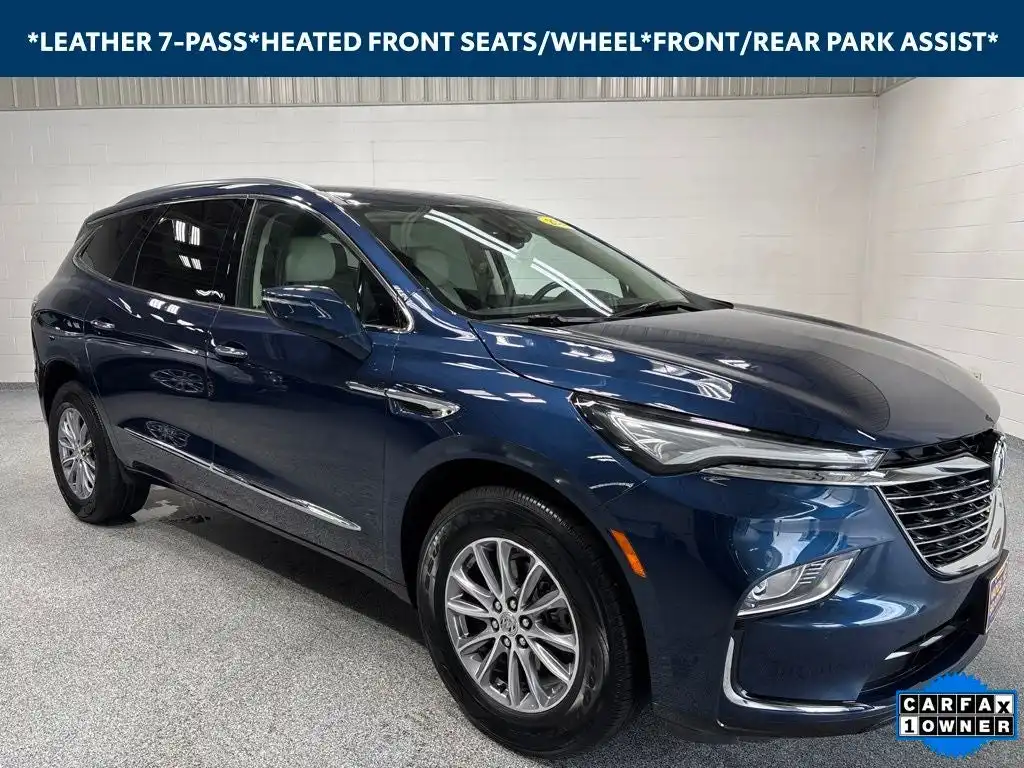 2023 Buick Enclave Essence AWD's photo