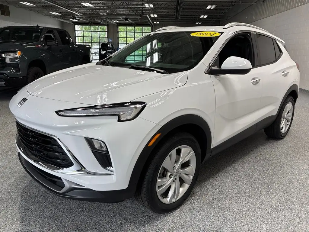 2024 Buick Encore GX Preferred AWD photo 3