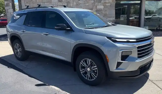 2026 Chevrolet Traverse AWD LT's photo