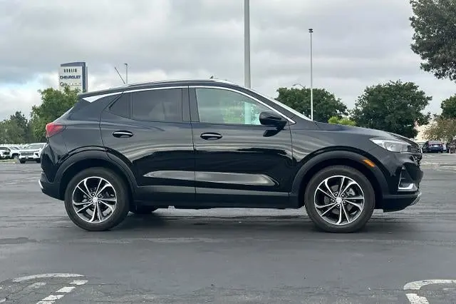 2023 Buick Encore GX Select photo 3