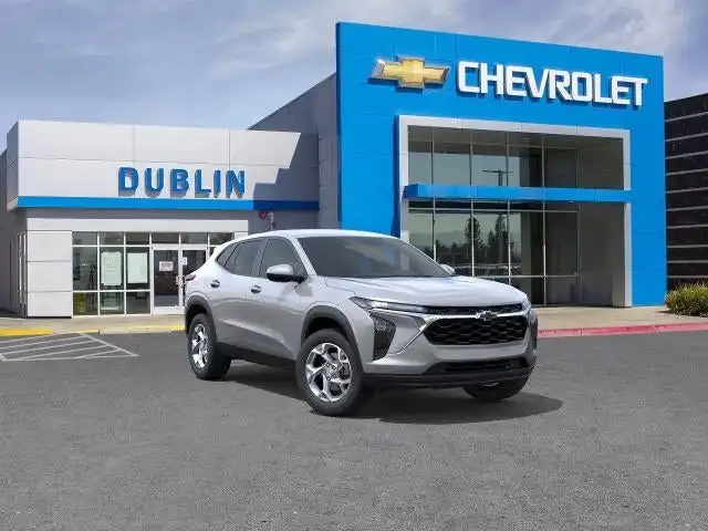 2026 Chevrolet Trax LS's photo