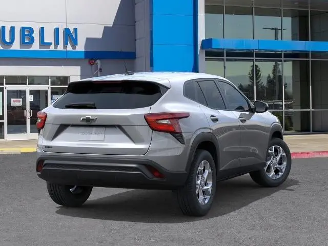 2026 Chevrolet Trax LS photo 5