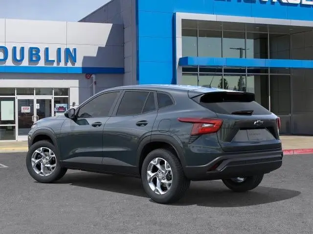 2026 Chevrolet Trax LS photo 4