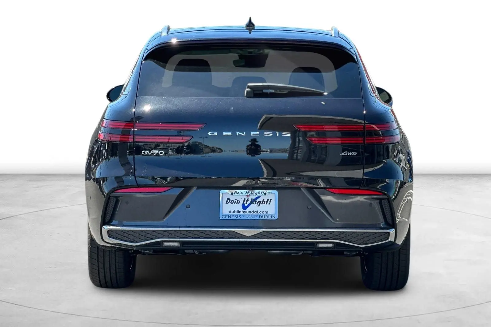 2026 Genesis GV70 2.5T Advanced AWD photo 5