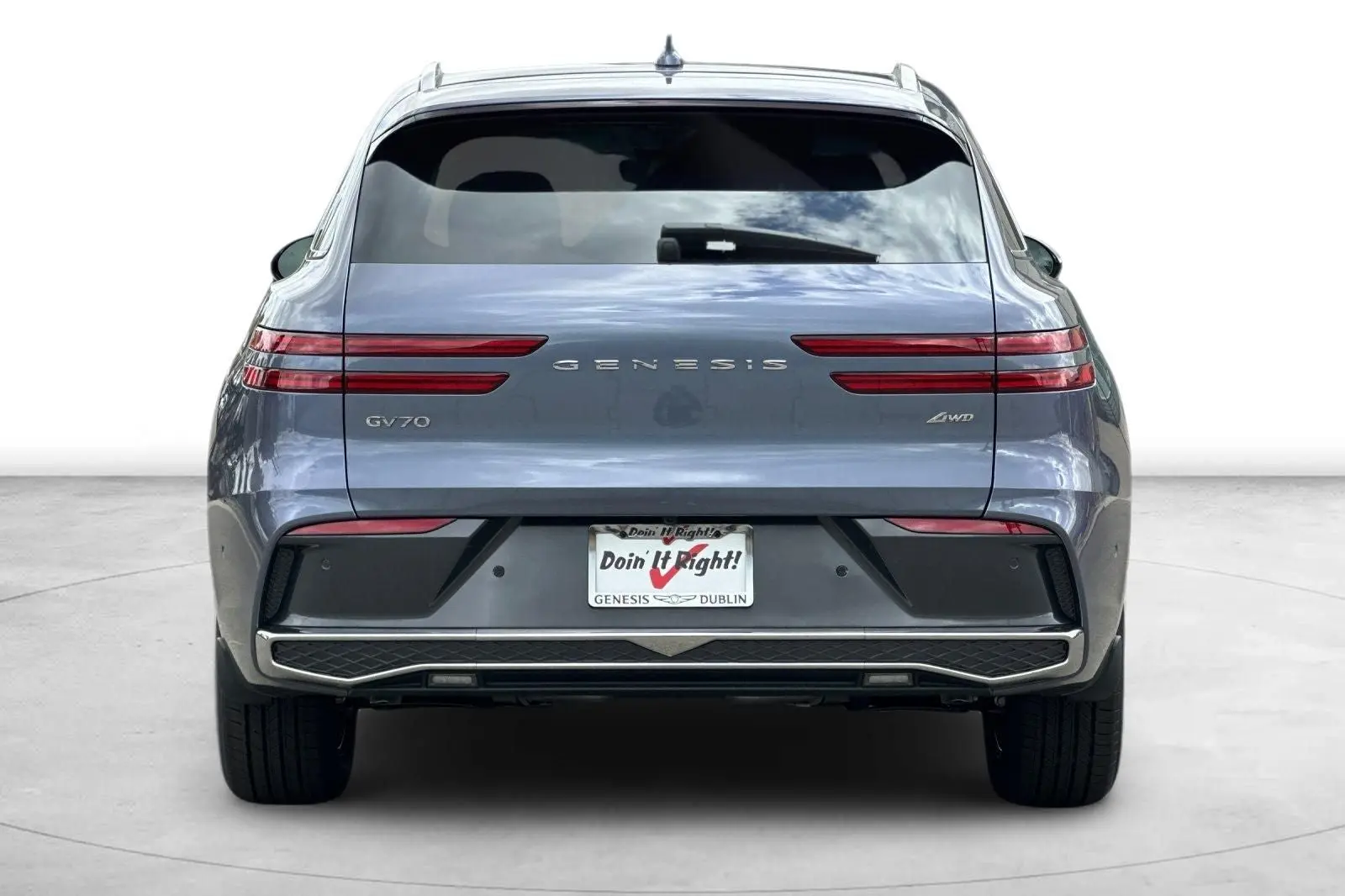 2026 Genesis GV70 2.5T Advanced AWD photo 5