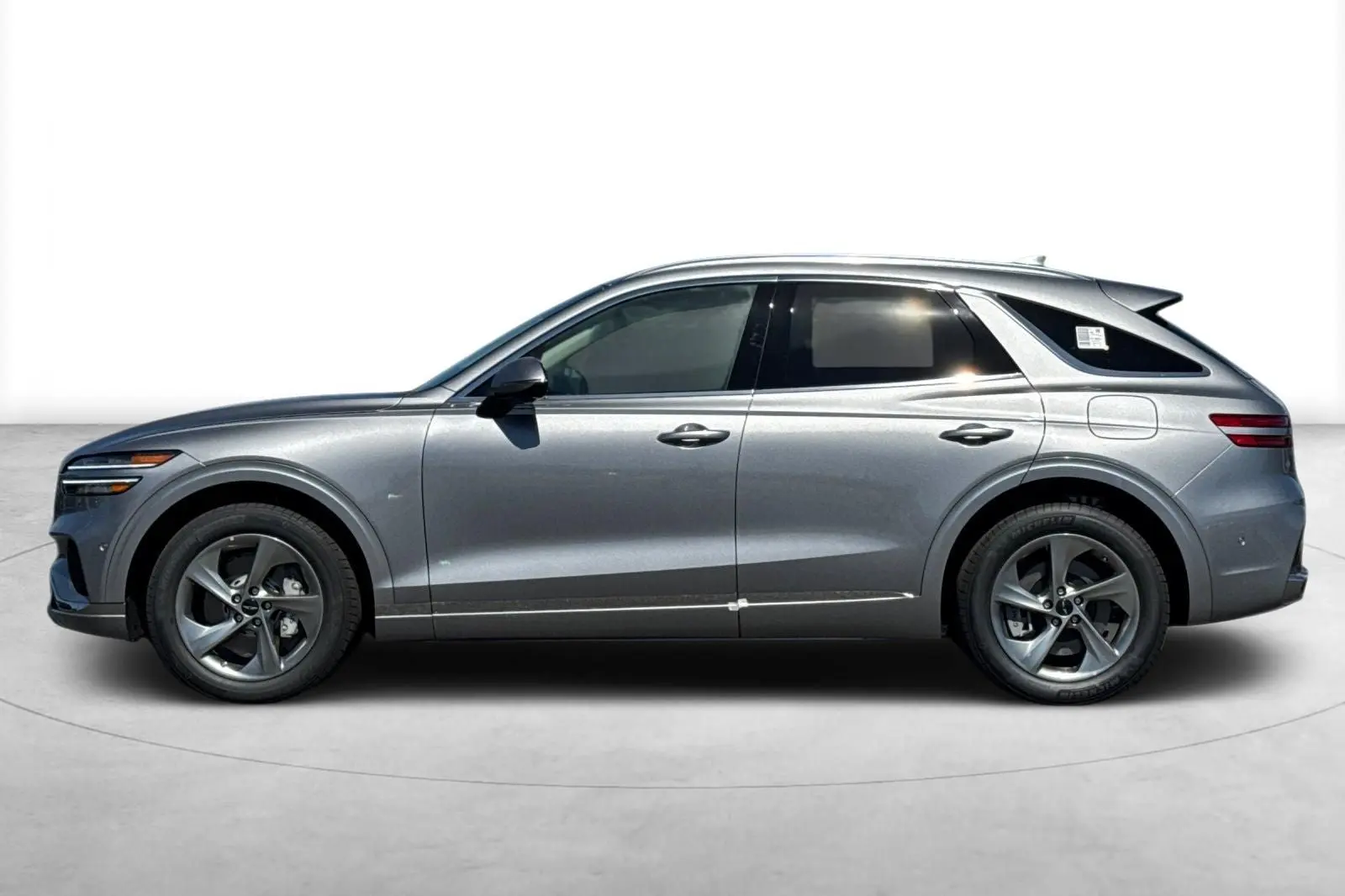 2026 Genesis GV70 2.5T Advanced AWD photo 3