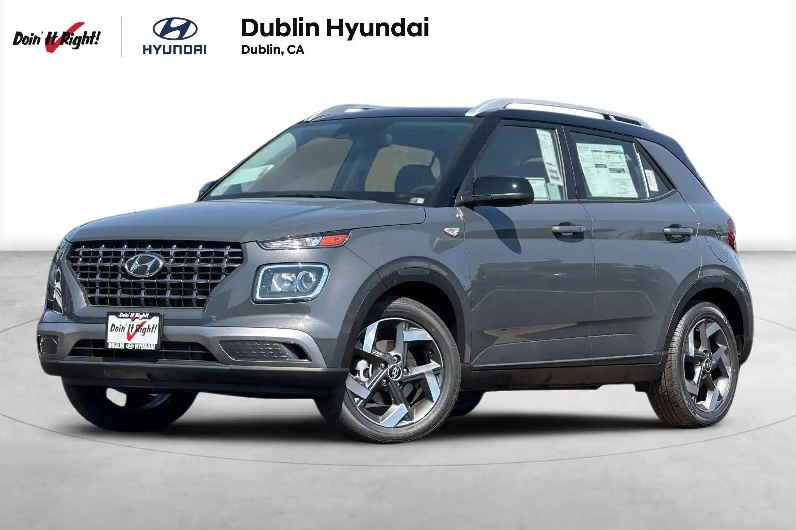 2026 Hyundai Venue SEL IVT 2-Tone Roof's photo