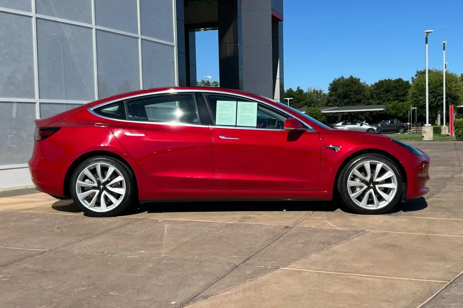 2018 Tesla Model 3 Long Range photo 3