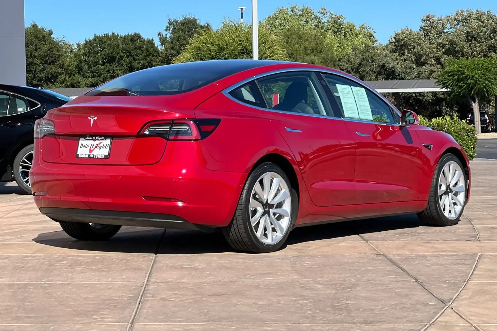 2018 Tesla Model 3 Long Range photo 4