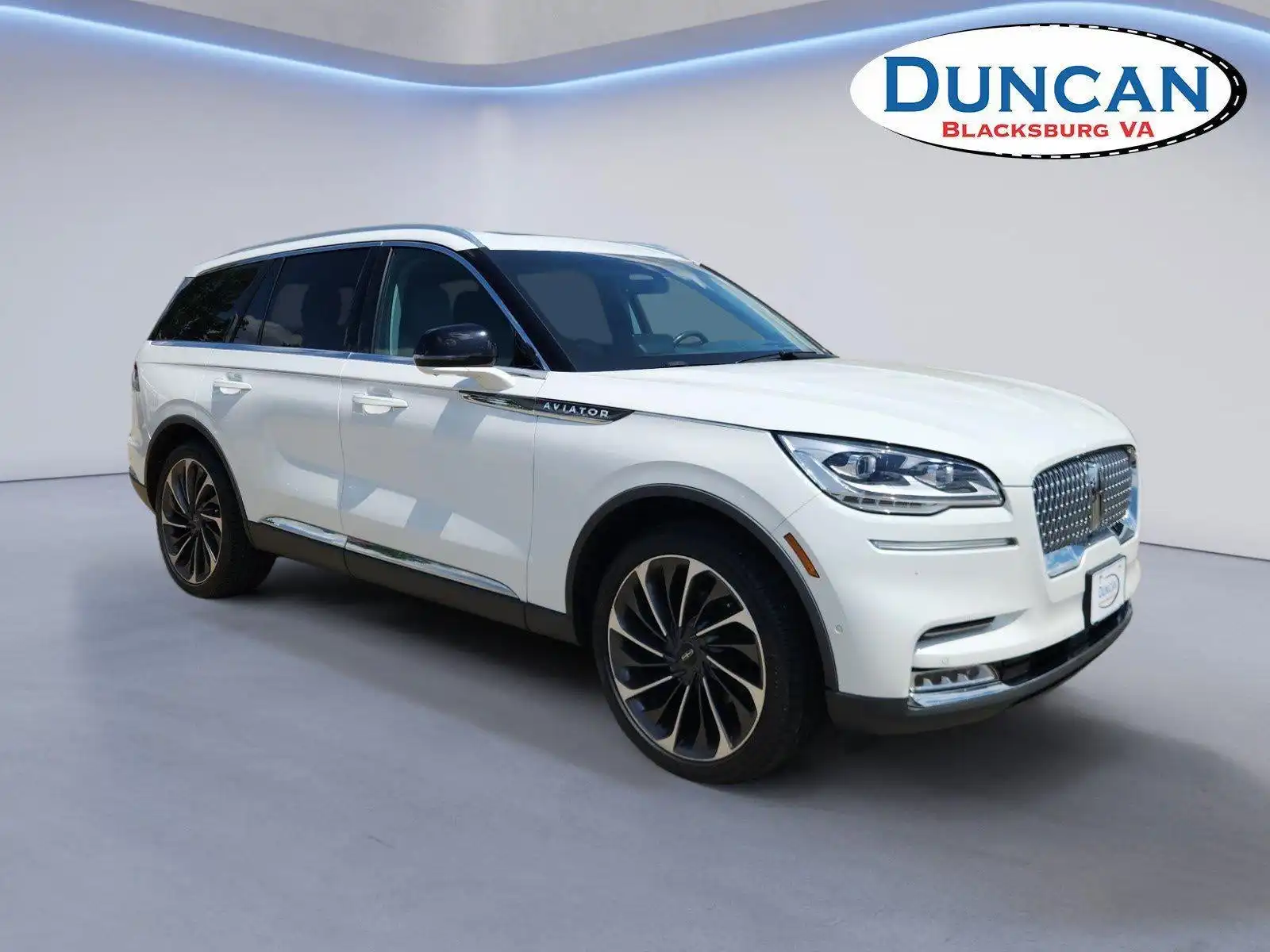 2020 Lincoln Aviator Reserve AWD's photo