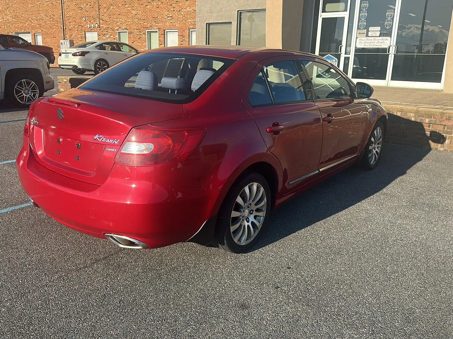 2013 Suzuki Kizashi SE CVT AWD photo 3