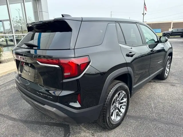 2025 GMC Terrain Elevation AWD photo 3