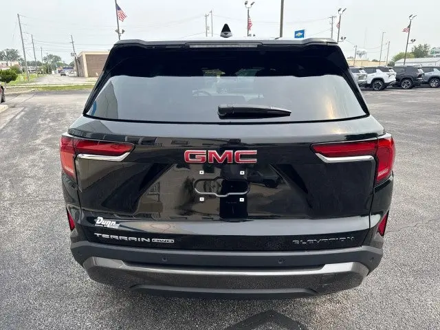 2025 GMC Terrain Elevation AWD photo 4