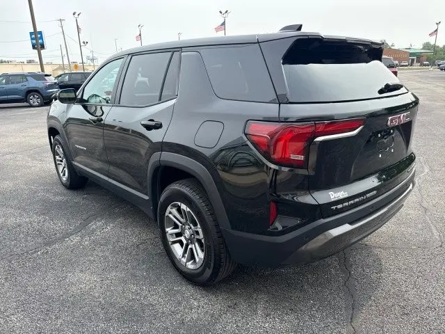 2025 GMC Terrain Elevation AWD photo 5