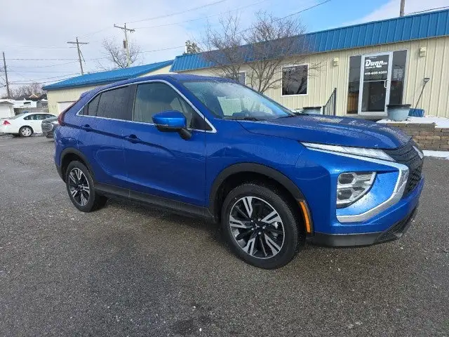 2025 Mitsubishi Eclipse Cross SE S-AWC's photo