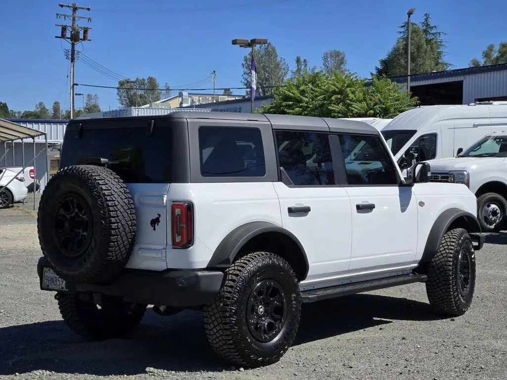 2023 Ford Bronco Wildtrak 4x4 photo 4