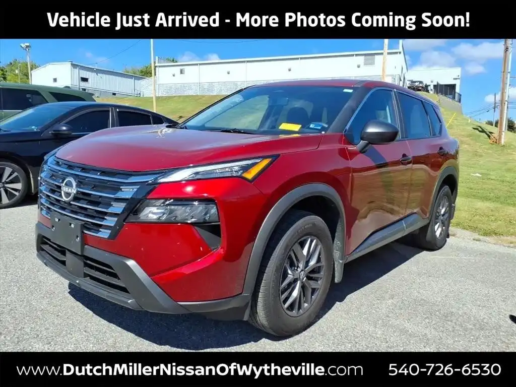 2026 Nissan Rogue S AWD's photo
