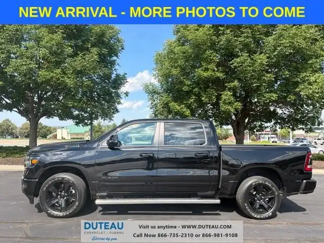 2023 RAM 1500 Big Horn/Lone Star 4x4 Crew Cab 5'7's photo