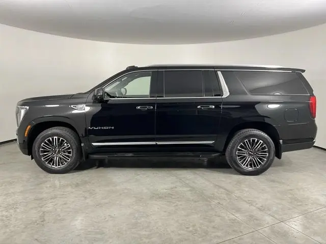 2026 GMC Yukon 2WD Elevation photo 5