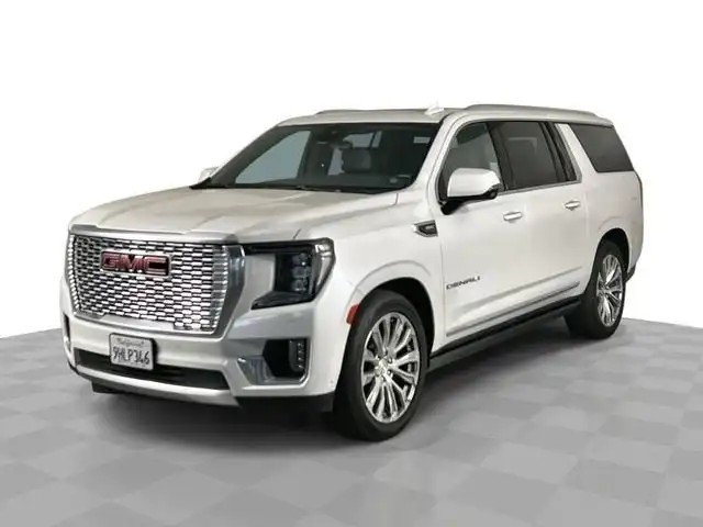 2023 GMC Yukon Denali AWD's photo