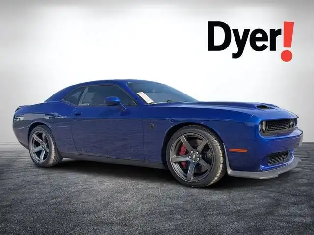 2022 Dodge Challenger SRT Hellcat's photo