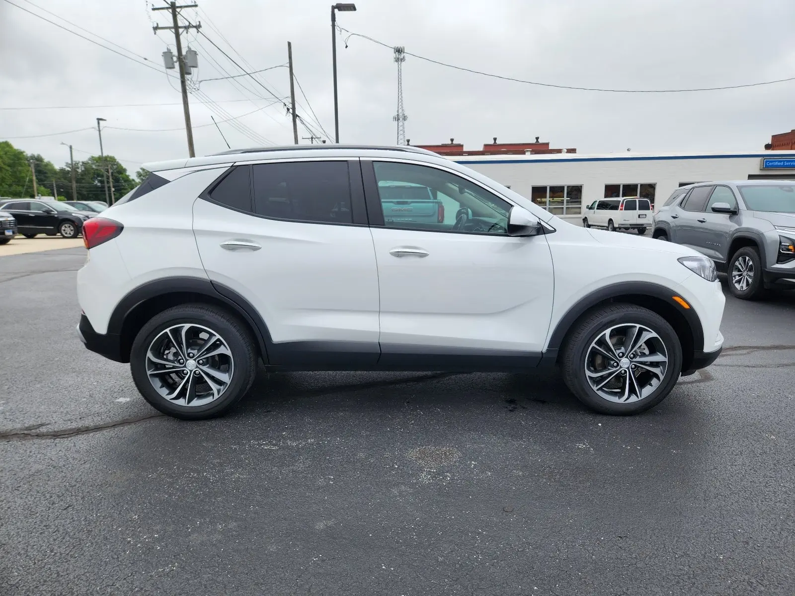 2023 Buick Encore GX Select photo 3