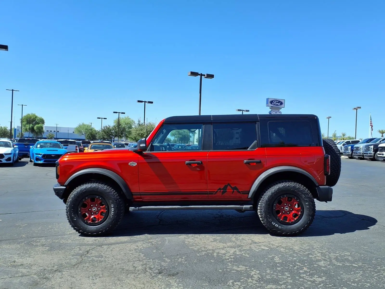 2024 Ford Bronco Wildtrak 4x4 photo 3