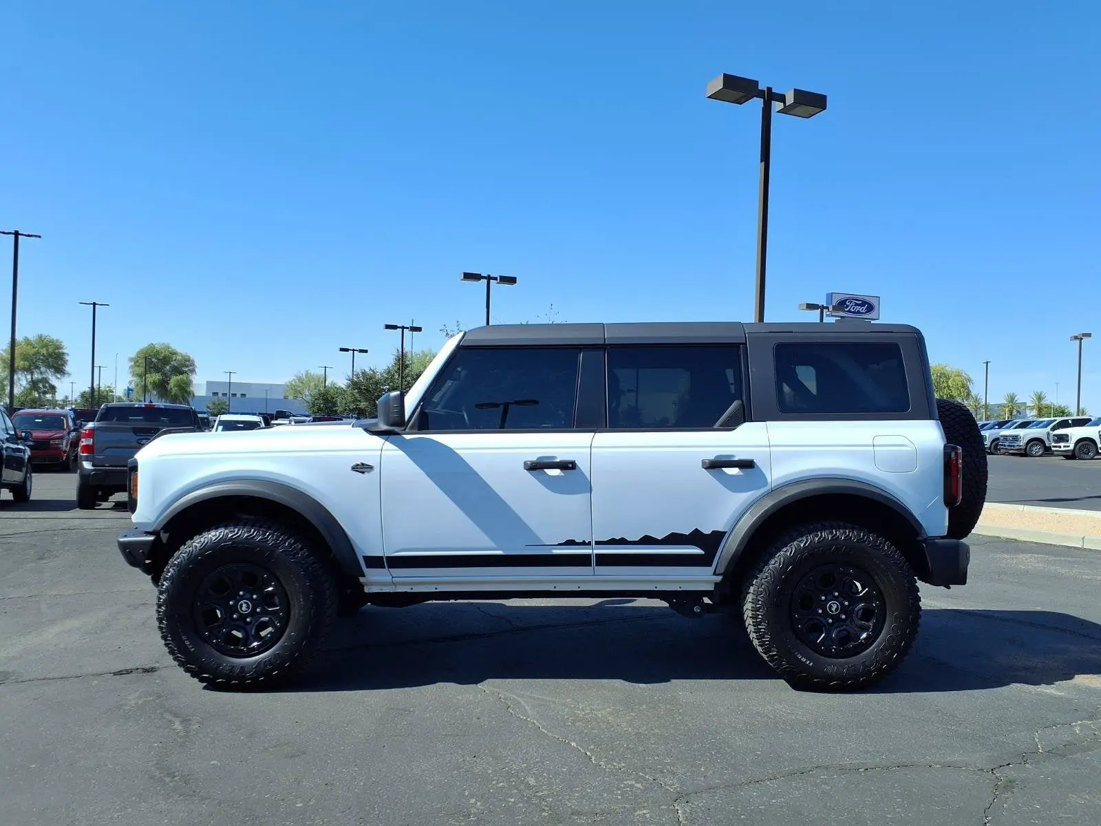 2024 Ford Bronco Wildtrak 4x4 photo 3