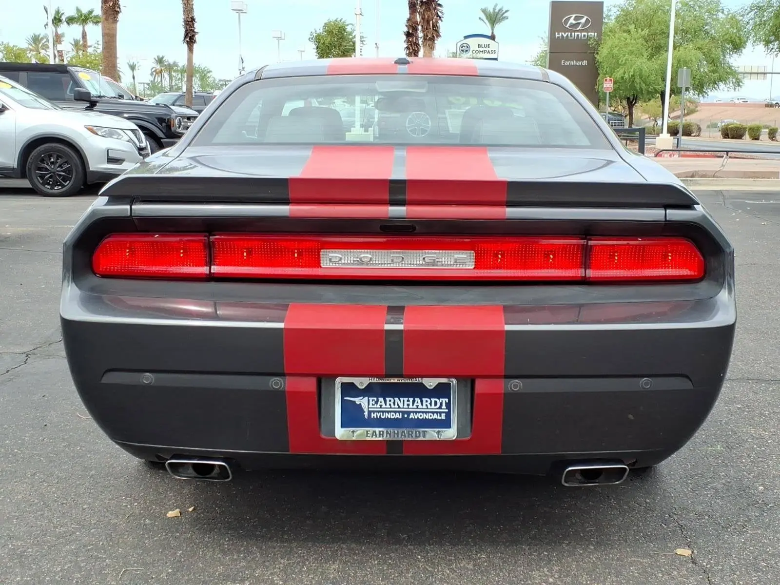 2013 Dodge Challenger SXT photo 4