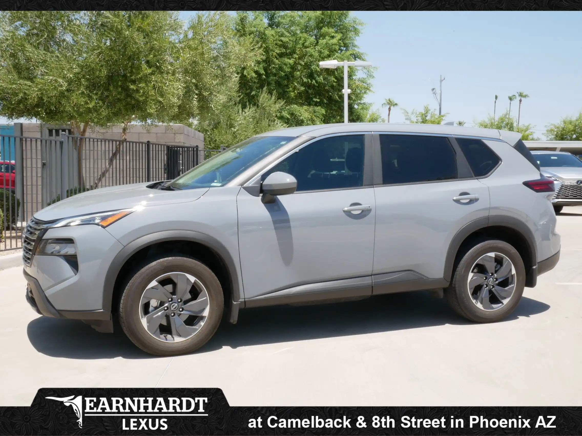 2026 Nissan Rogue SV FWD's photo