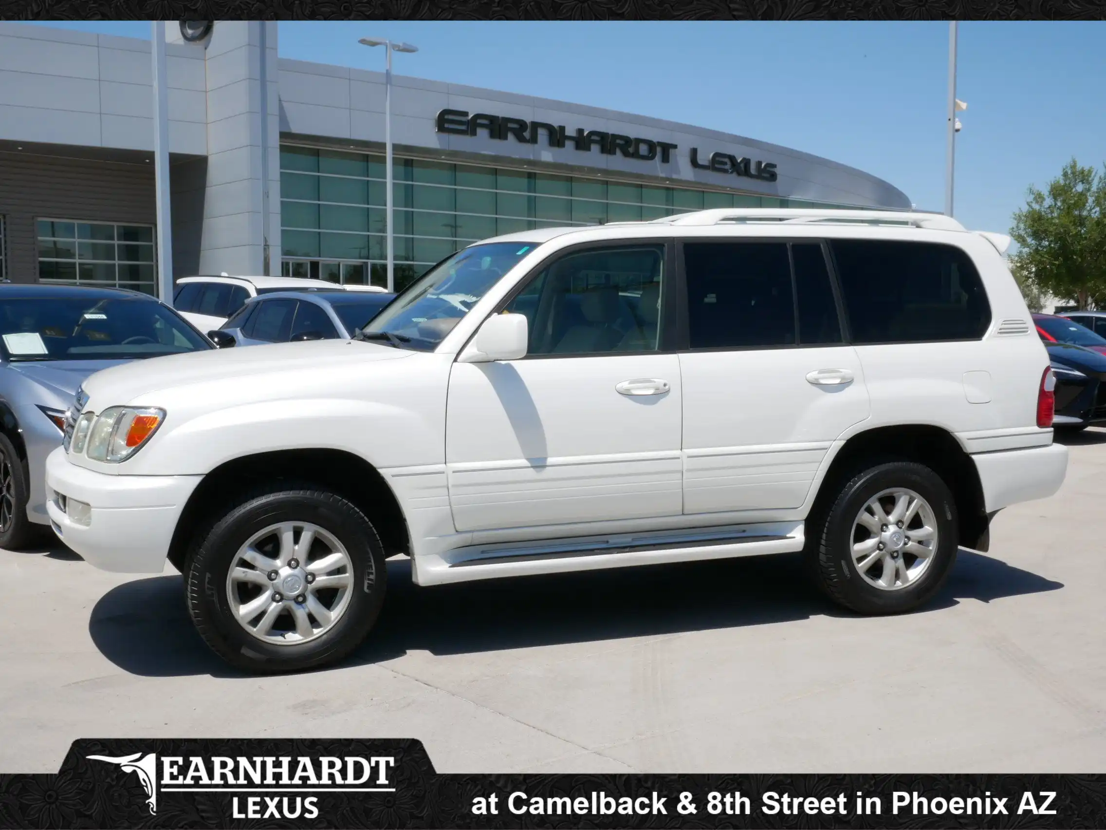 2004 Lexus LX 600 470's photo