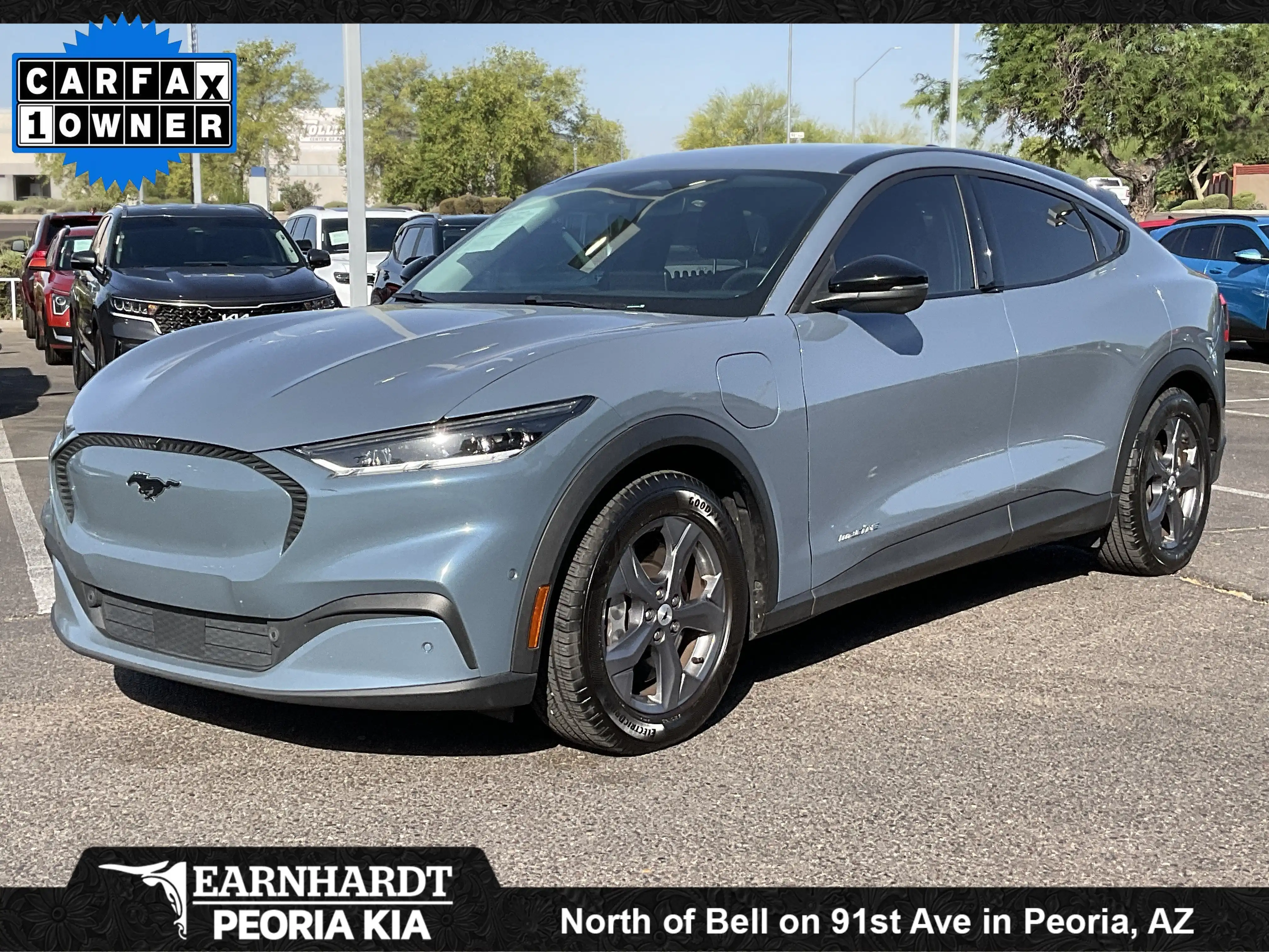 2023 Ford Mustang-Mach-e Select's photo