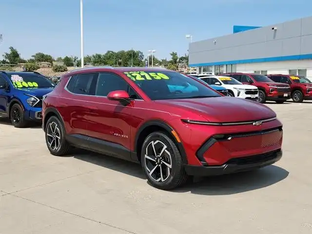 2026 Chevrolet Equinox EV 2LT FWD's photo