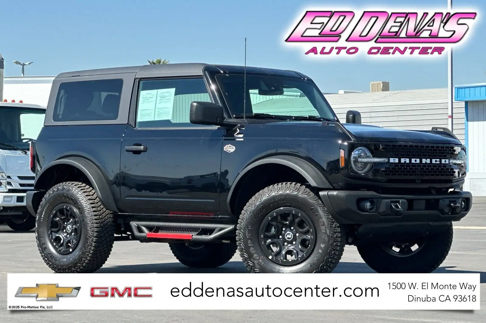 2023 Ford Bronco Base Advanced 4x4 photo 1