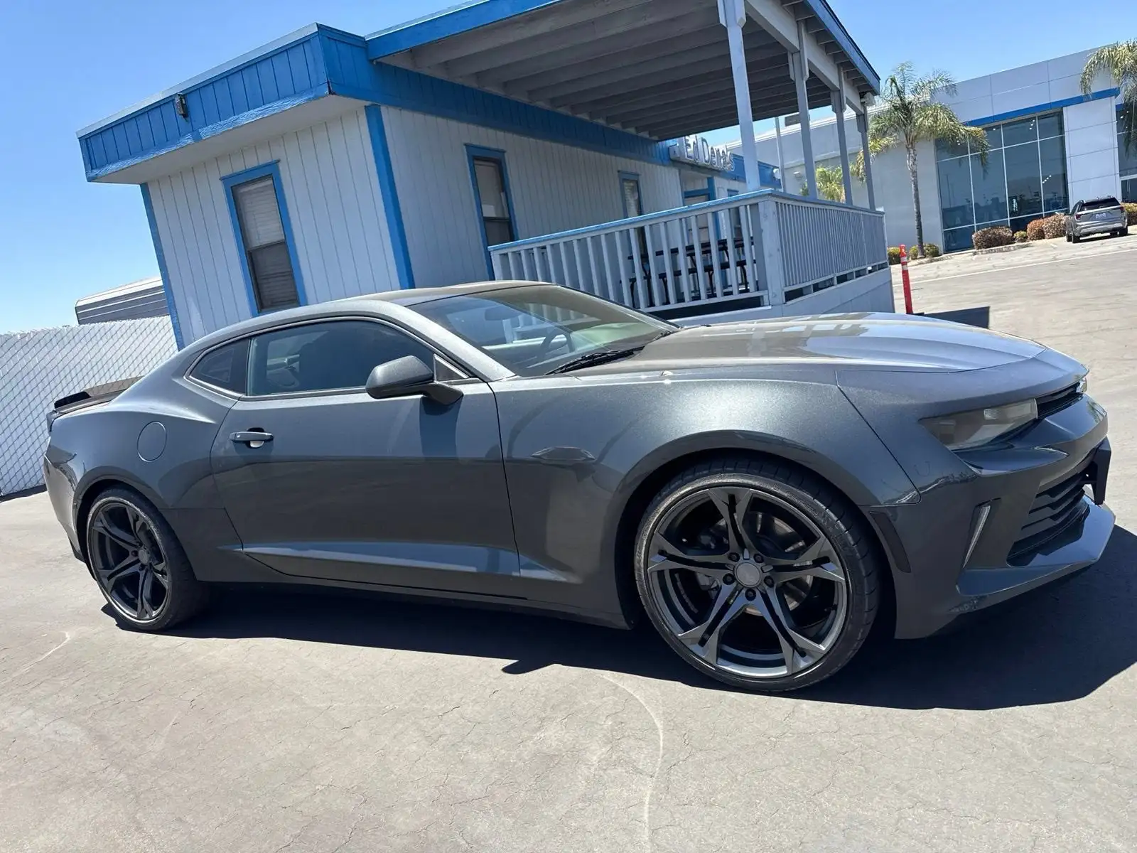 2017 Chevrolet Camaro 2.0 1LT Automatic's photo