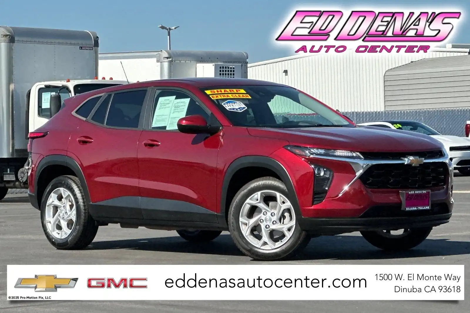 2024 Chevrolet Trax LS's photo