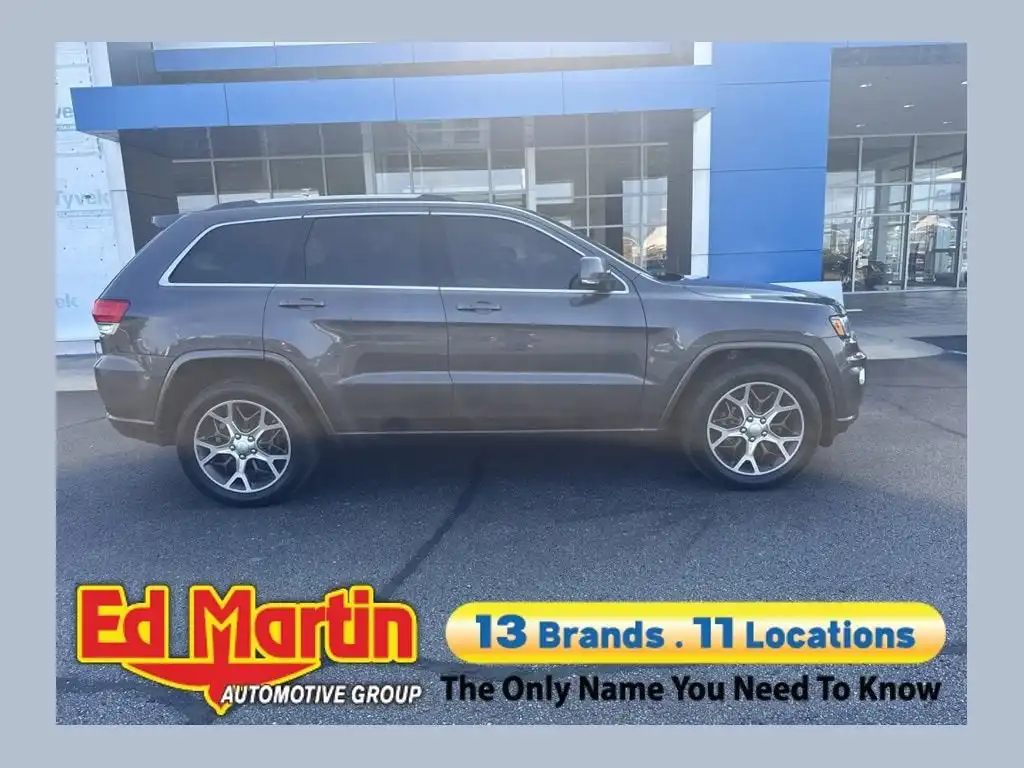 2018 Jeep Grand Cherokee Limited Sterling Edition 4WD's photo