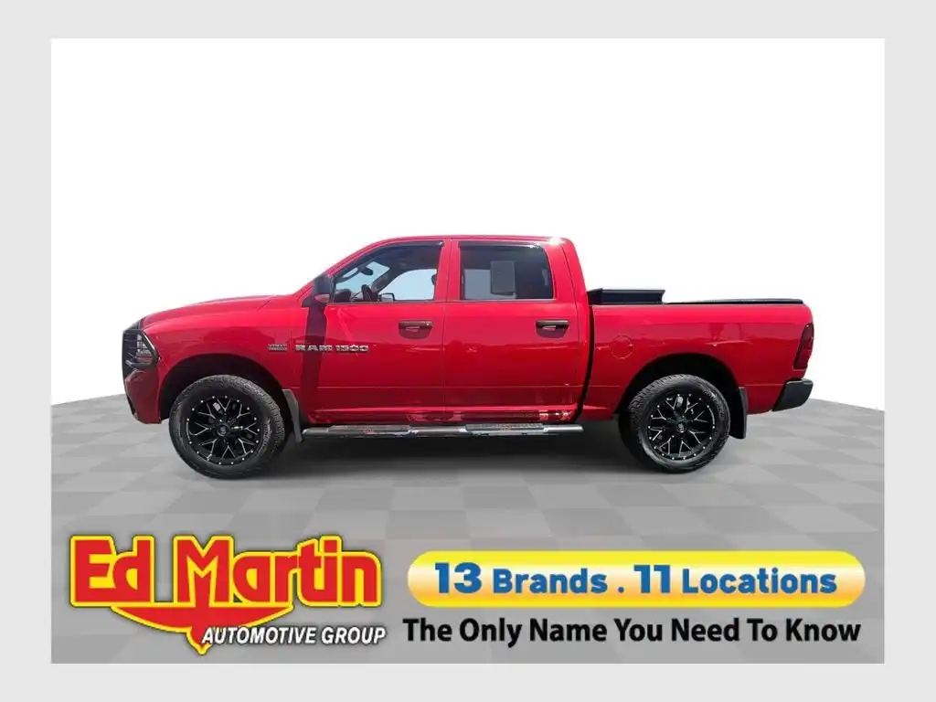 2012 RAM 1500 Express 4x4 Crew Cab's photo